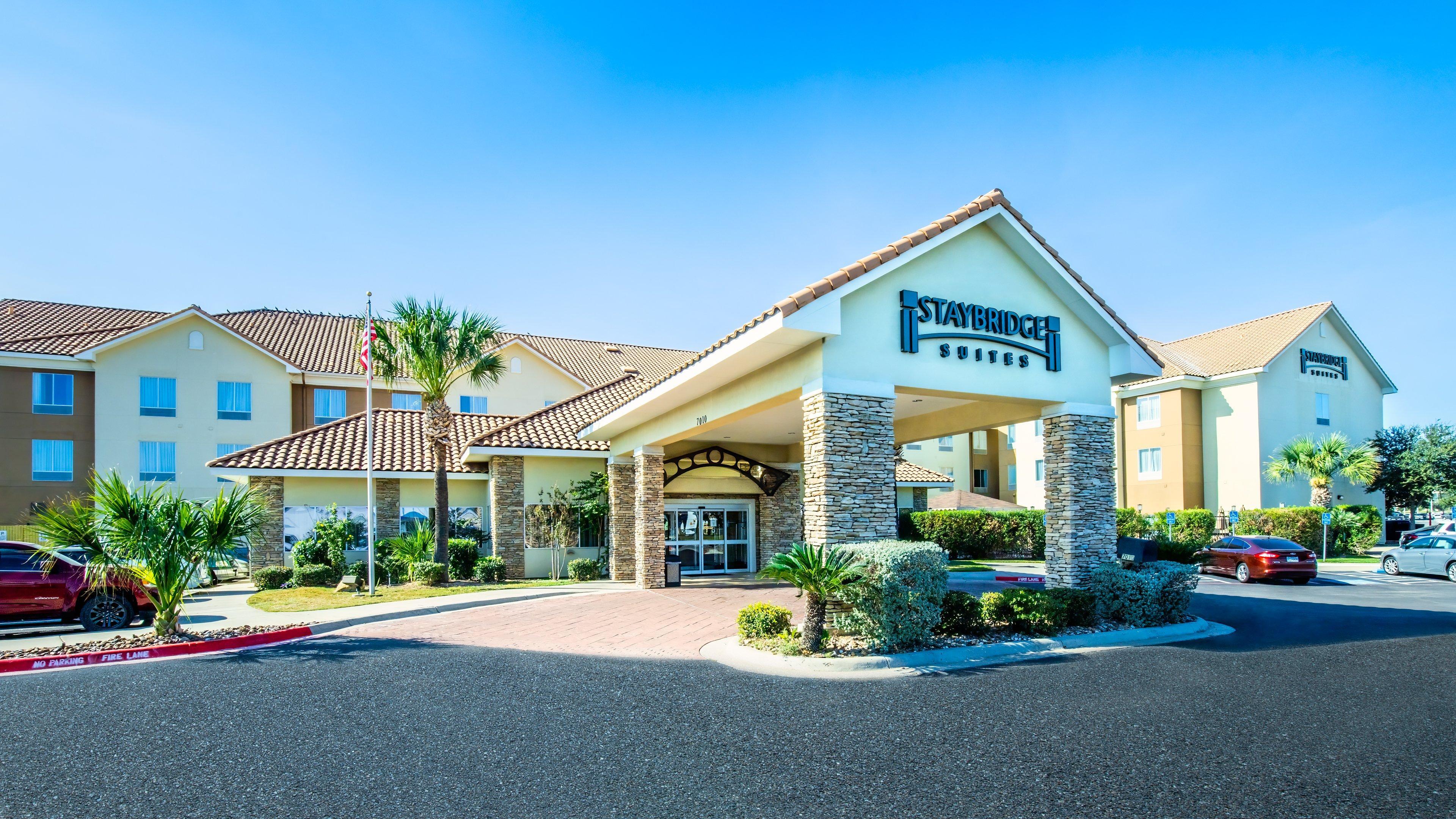 Staybridge Suites Laredo By Ihg Exterior foto