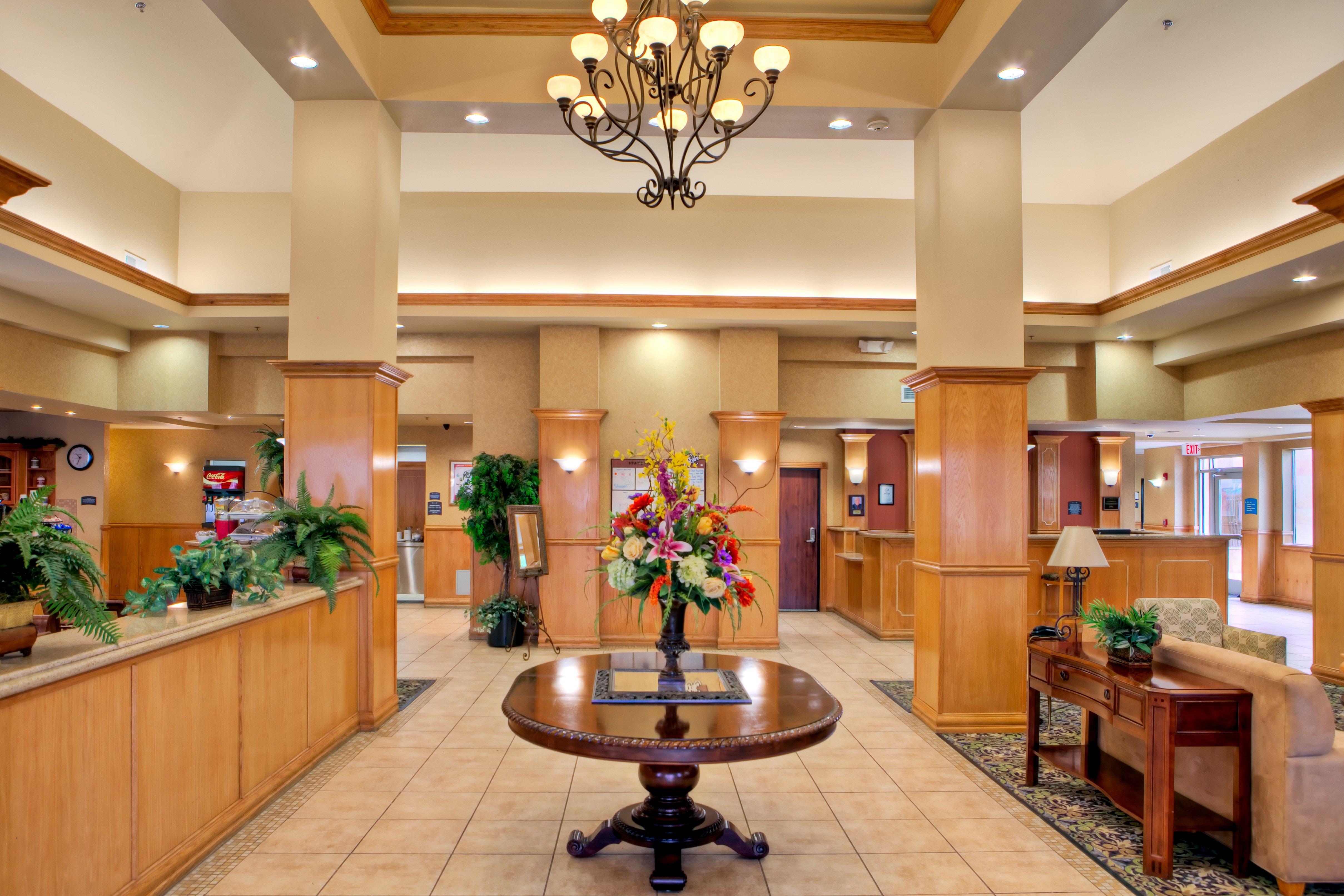 Staybridge Suites Laredo By Ihg Exterior foto