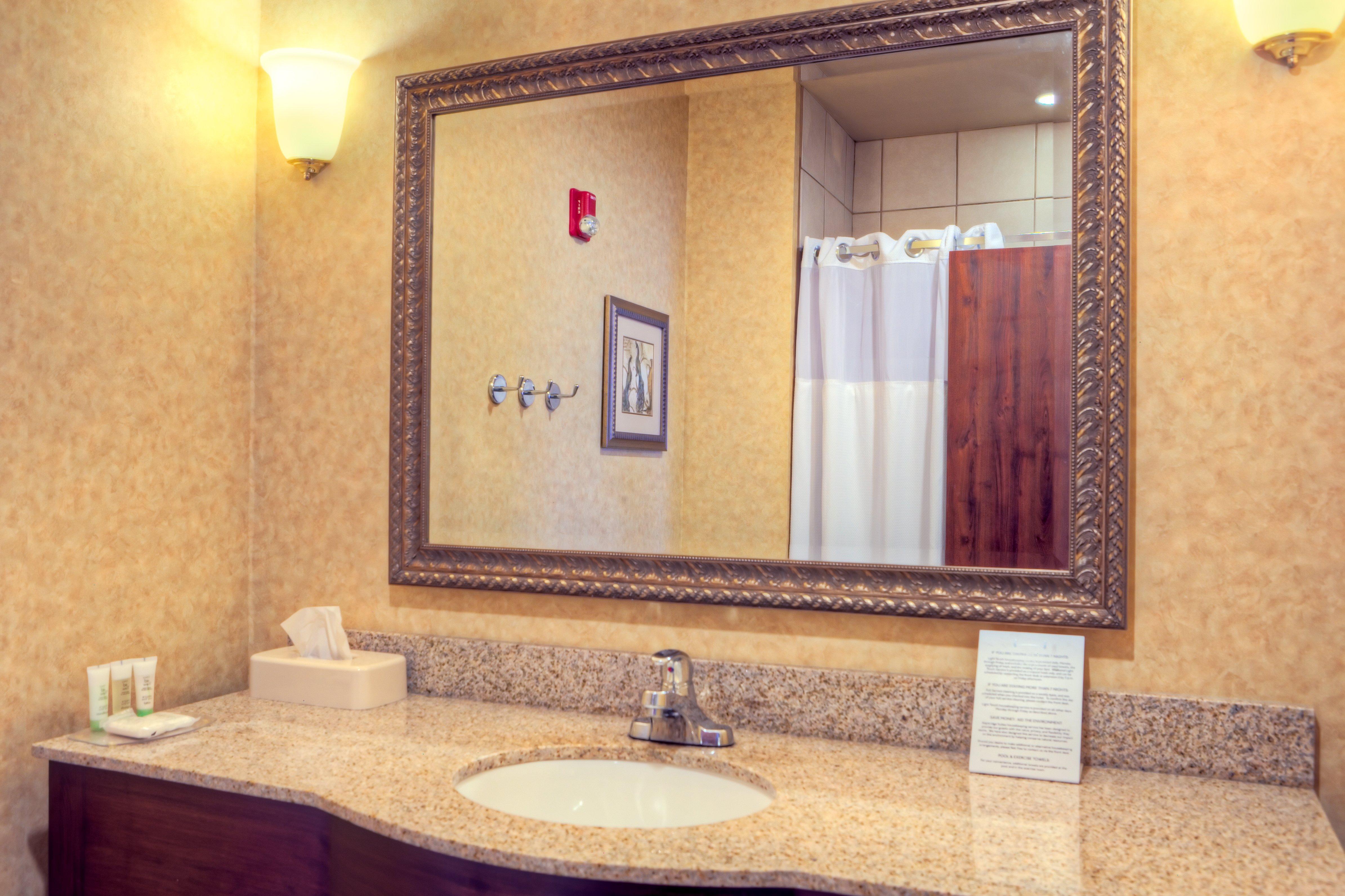 Staybridge Suites Laredo By Ihg Exterior foto