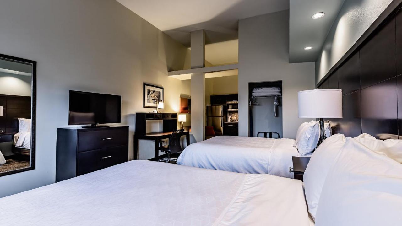 Staybridge Suites Laredo By Ihg Exterior foto