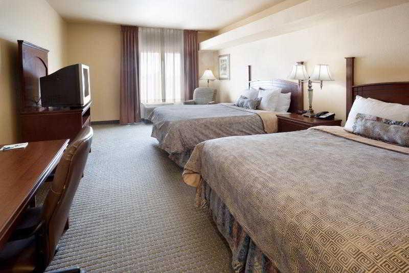 Staybridge Suites Laredo By Ihg Exterior foto